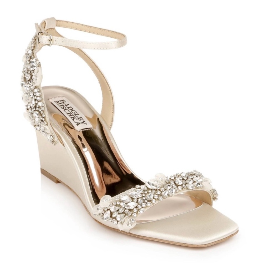 Badgley Mischka Women's Blakely Embellished‎ Wedge Sandals Size 9